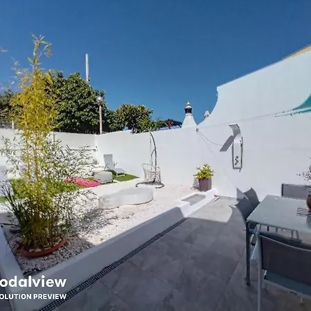 Casa Eden Garden * Αλμπουφέιρα